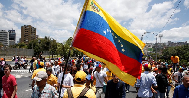 Suriye Büyükelçisi Muzzatiz: Venezuela Krizi Suriye'nin Durumuna Benziyor