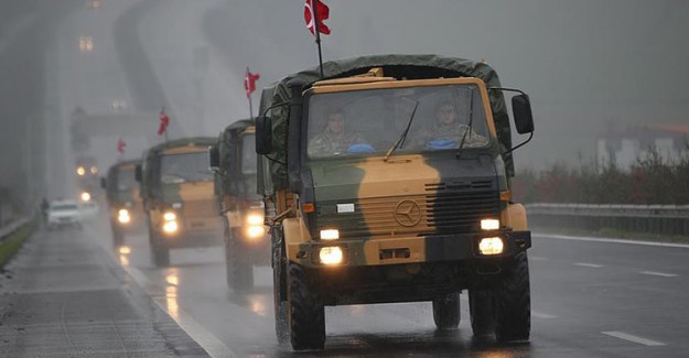 Suriye Sınırına Giden Askeri Konvoy Şanlıurfa'da