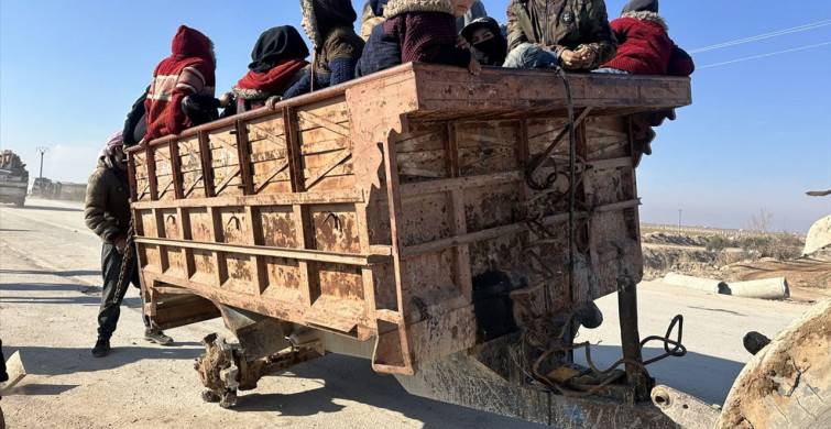 Suriyeli Sivillerin Güvenli Kaçışı: Tekerleği Kopan Traktörle Hayata Tutundular