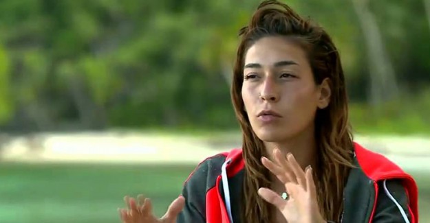 'Survivor 2018' Yarışmasında İddialı İsim Berna Diskalifiye Edildi