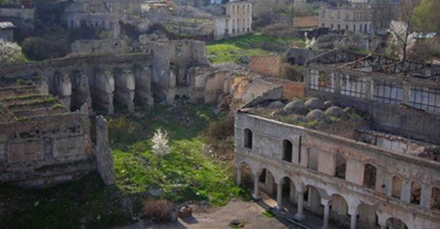 Şuşa'da Nüfusun %80'i Şehri Terk Etti