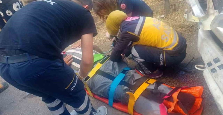 Susurluk'ta tır ile aracın çarpıştığı kazada 1 kişi yaralandı