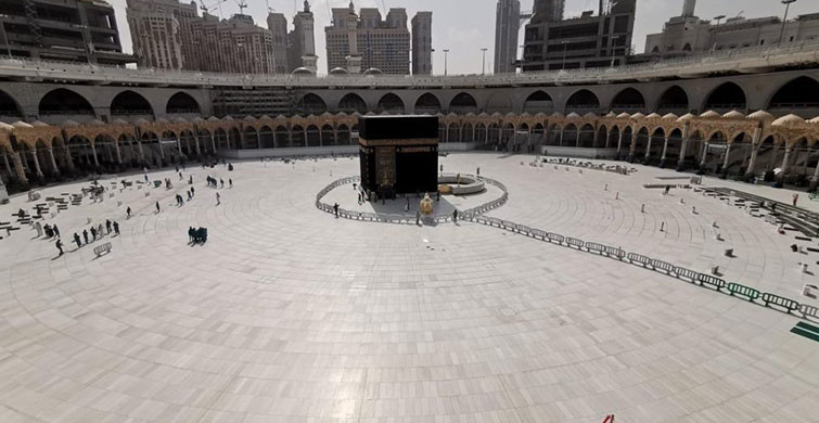 Suudi Arabistan Hac İbadetini Yasaklamayı Değerlendiriyor