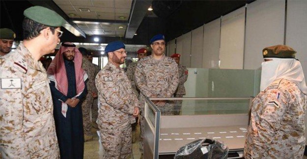 Suudi Arabistan'da Yeni Dönem! Kadınlar Göreve Başladı