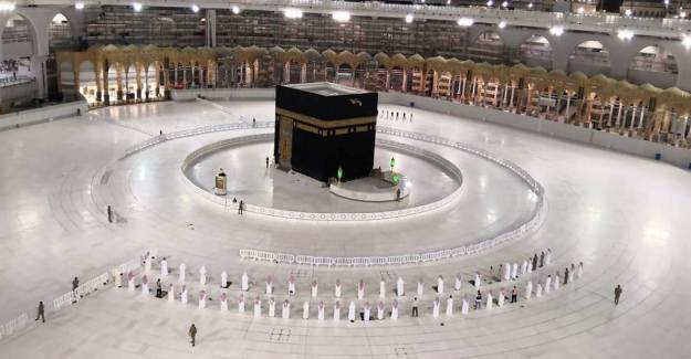 Suudi Arabistan'dan Sembolik Seviyede Hac Kararı