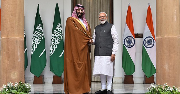 Suudi Prens Muhammed Bin Selman Hindistan'da 