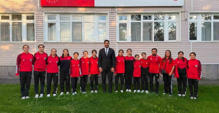 Taha Akgül Niğde'de Spor Faaliyetlerini İnceledi