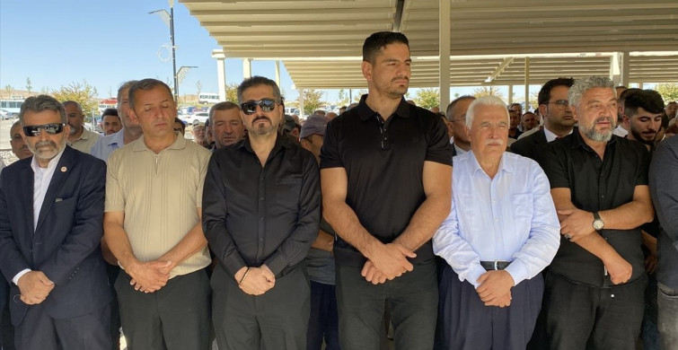 Taha Akgül'ün Dedesinin Cenazesi Sivas'ta Toprağa Verildi