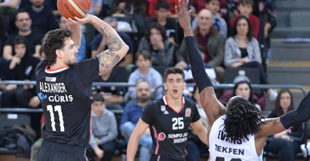 Tahincioğlu Basketbol Süper Ligi: Darüşşafaka Tekfen: 73-74 Beşiktaş Sompo Japan (Maç Sonucu)