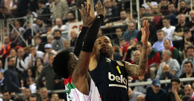 Tahincioğlu Basketbol Süper Ligi: Pınar Karşıyaka 81-88 Fenerbahçe Beko (Maç Sonucu)