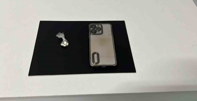 Taksim Meydanı'nda Telefon Hırsızı Kıskıvrak Yakalandı