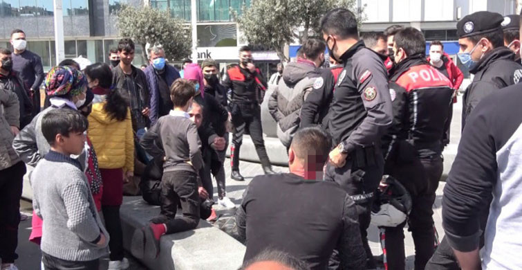 Taksim'de İranlı Turist İle Seyyar Satıcılar Arasında Arbede Yaşandı