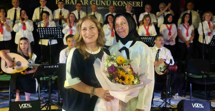 Talas’ta babalar günü konseri ile kutlandı