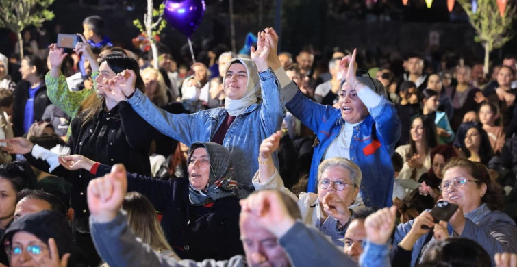 Talas'ta Çiçek Festivali Coşkuyla Sona Erdi