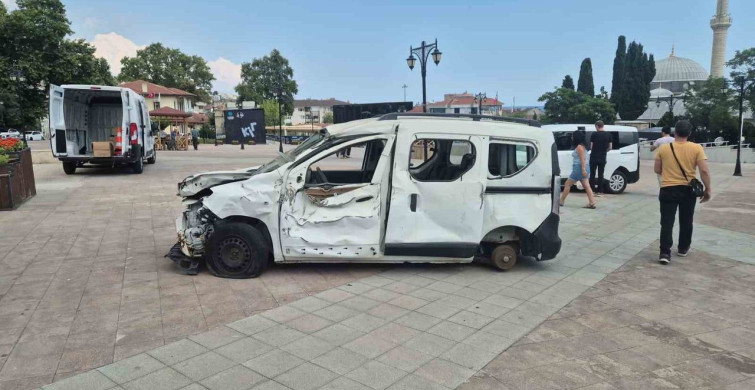 Tankın namlusunun saplandığı araç: 15 Temmuz’un sessiz tanığı
