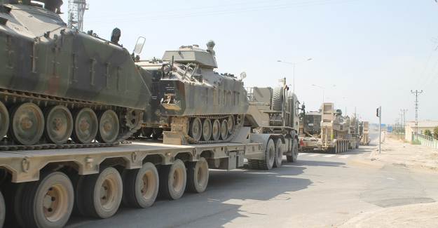 Tanklar, Suriye Sınırından Yunanistan Sınırına Kaydırılıyor