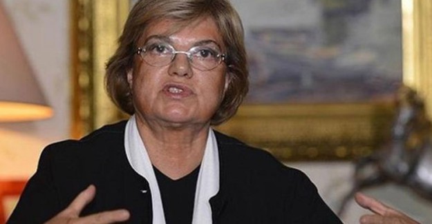 Tansu Çiller'in Resmi Duvardan İndirildi