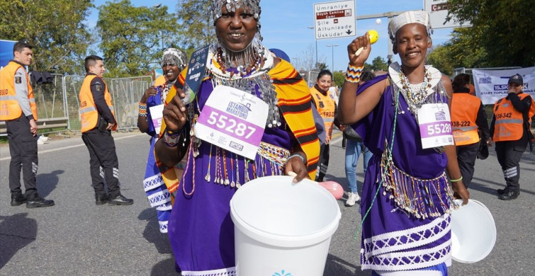 Tanzanyalı Masailer 47. Avrasya Maratonu'nda Su Farkındalığı İçin Koştu