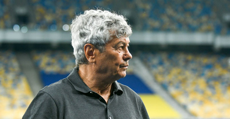 Taraftarlardan Lucescu'ya Skandal Pankart!