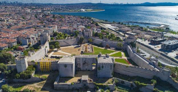 Tarihi Yedikule Hisarı'nda Restorasyon