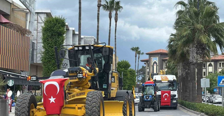 Tarsus Belediyesine Yeni Hizmet Araçları Tanıtıldı