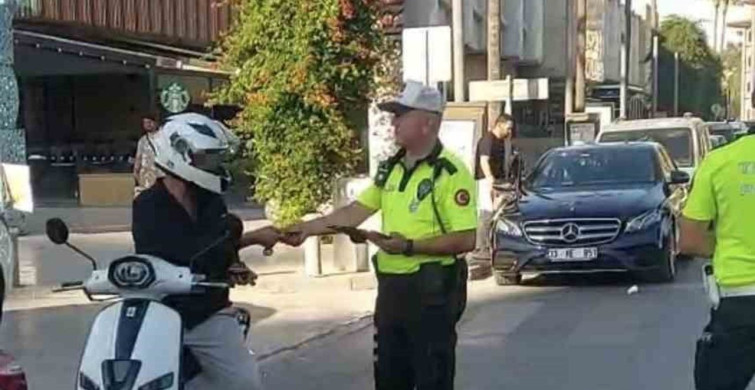 Tarsus'ta ehliyet süresi dolan sürücülere yönelik denetim yapıldı
