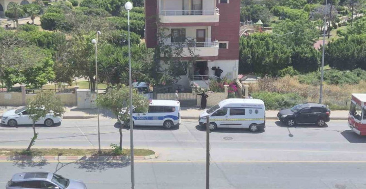 Tarsus’ta merdivenden düşen yaşlı adam hayatını kaybetti