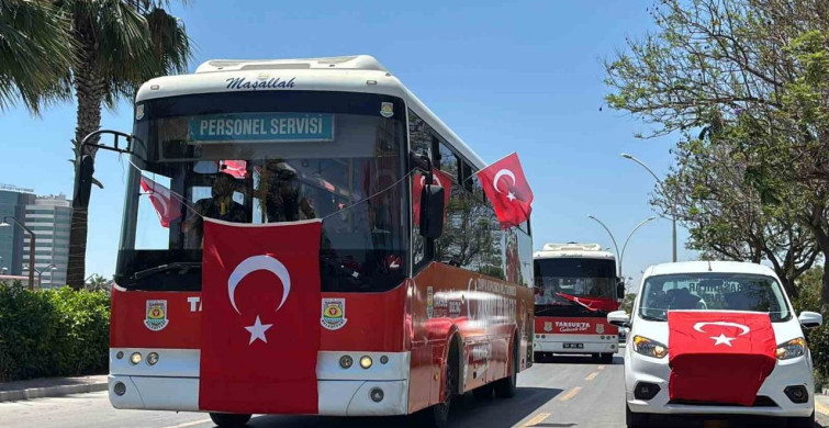 Tarsus'ta milli heyecan caddelere taştı
