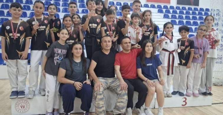 Taşbacaspor, minikler taekwondo il seçmelerinde takım halinde şampiyon oldu