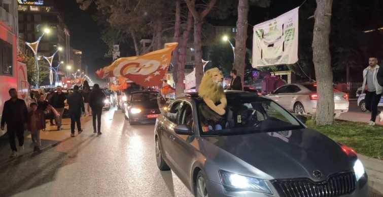 Tatvan’da Galatasaray Şampiyonluğu Coşkuyla Kutlandı