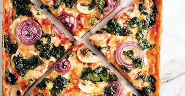Tavada Pratik Pizza Tarifi 