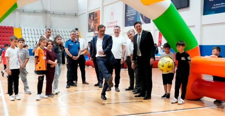 Tavşanlı yaz okulları görkemli törenle kapılarını açtı