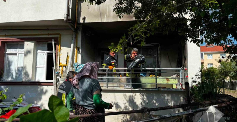 Tavşanlı'da Balkon Yangını Panik Yarattı