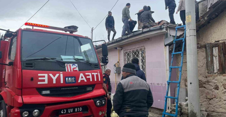 Tavşanlı'da Çıkan Yangın Kontrol Altına Alındı