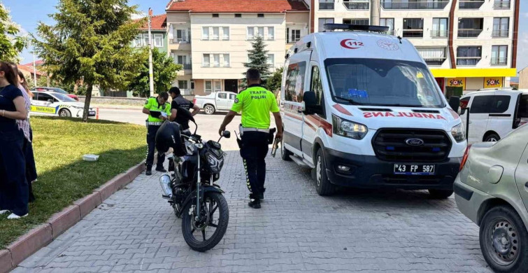 Tavşanlı’da motosiklet devrildi: 2 yaralı