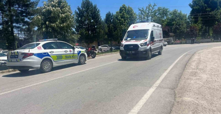 Tavşanlı’da motosiklet kazası, kask hayat kurtardı