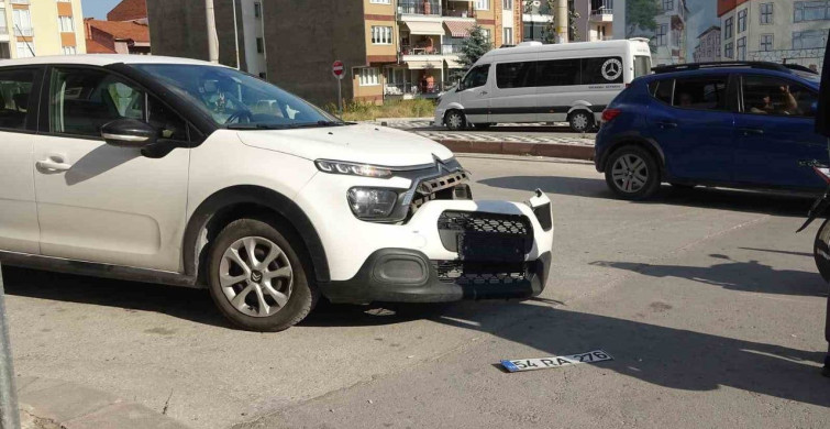 Tavşanlı’da otomobil ile motosiklet çarpıştı: 1 yaralı