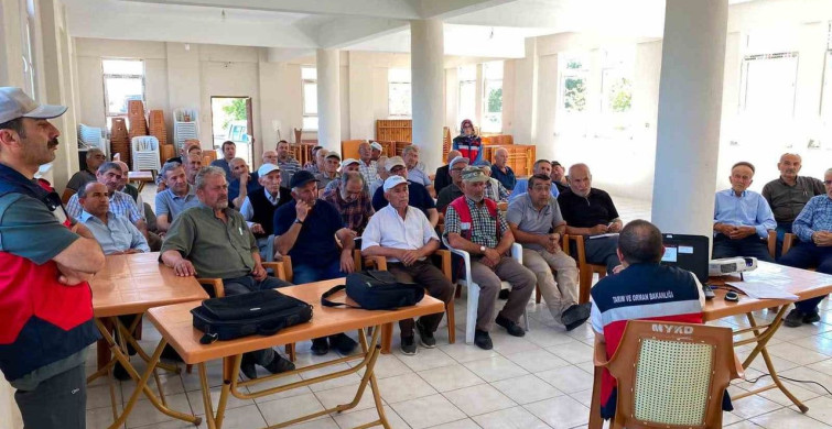 Tavşanlı'da üreticilere, bitki koruma ürünleri uygulama belgesi eğitimi