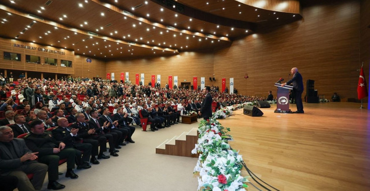 TBMM Başkanı Kurtulmuş'un Aksaray Üniversitesi Konuşması