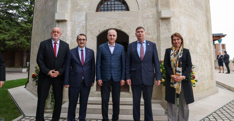 TBMM Başkanı Numan Kurtulmuş Galiçya Türk Şehitliği ve Gül Baba Türbesi'ni Ziyaret Etti