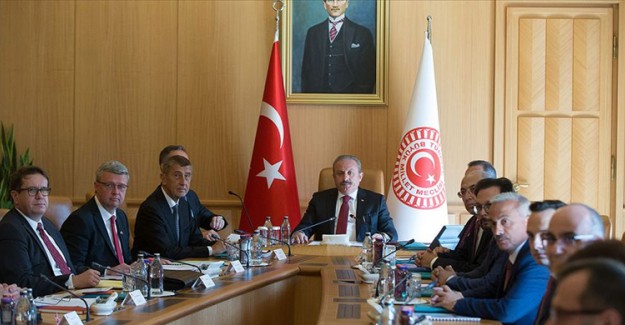 TBMM Başkanı Şentop, Çekya Başbakanı Babis İle Bir Araya Geldi