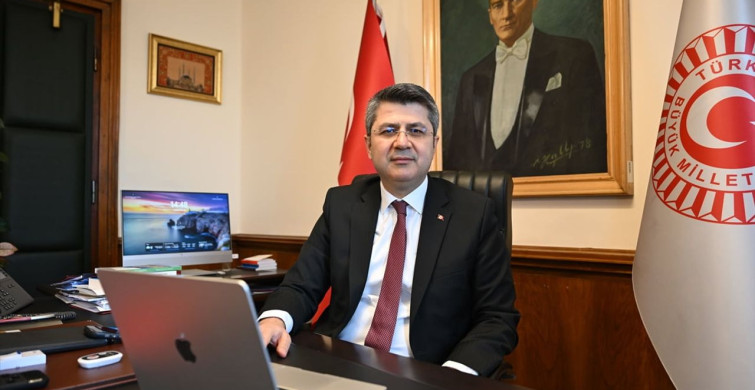 TBMM Genel Sekreteri Kırbıyık, Anadolu Ajansı'nın Yılın Kareleri Oylamasında