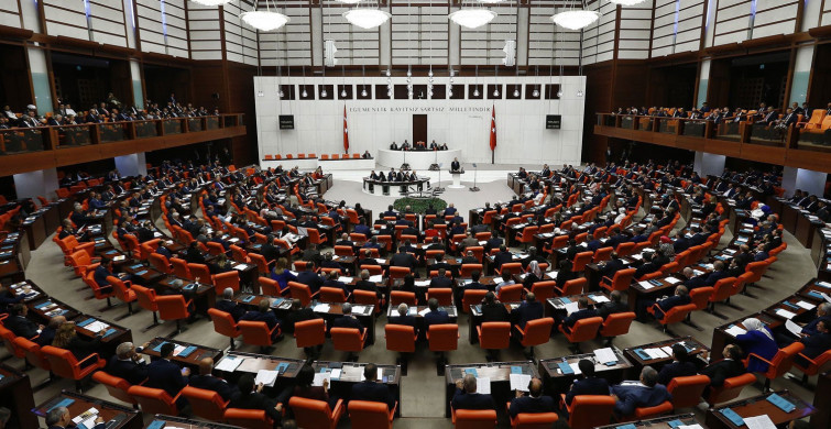 TBMM'de Plan ve Bütçe Komisyonu Tarafından 2022 Yılı Bütçesi Görüşülürken Kürt İlleri Tartışması Yaşandı!