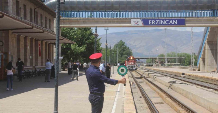 TCDD, Erzincan'da ilaçlama çalışması hakkında uyarıda bulundu