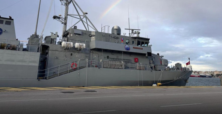 TCG ANAMUR Pire Limanı’na Demirledi