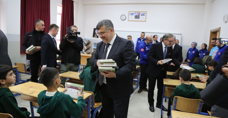 TDV Öğrencilere ve Öğretmenlere Ödüller Verdi