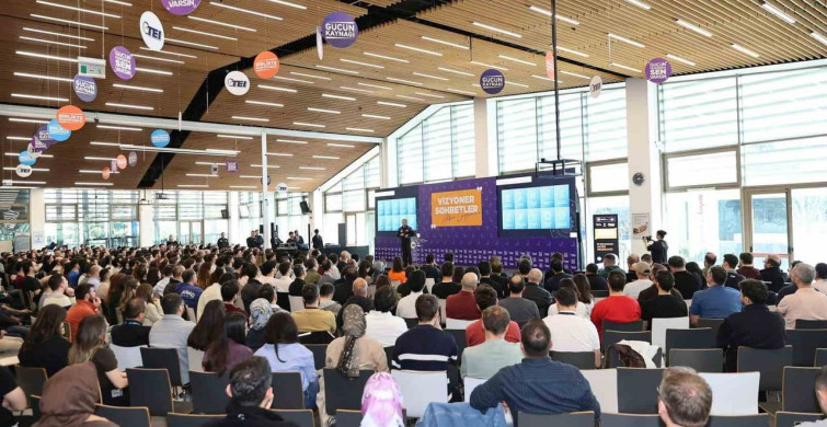 TEI'de Vizyoner Sohbetler Serisi: İlk Türk Astronot Alper Gezeravcı ile İlham Verici Bir Buluşma