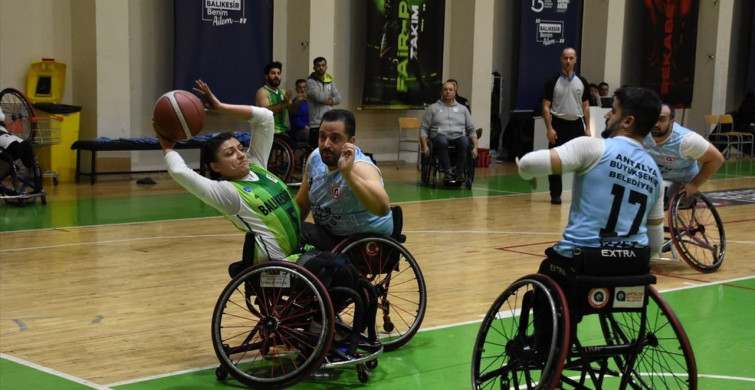 Tekerlekli Sandalye Basketbol Süper Ligi Heyecanı
