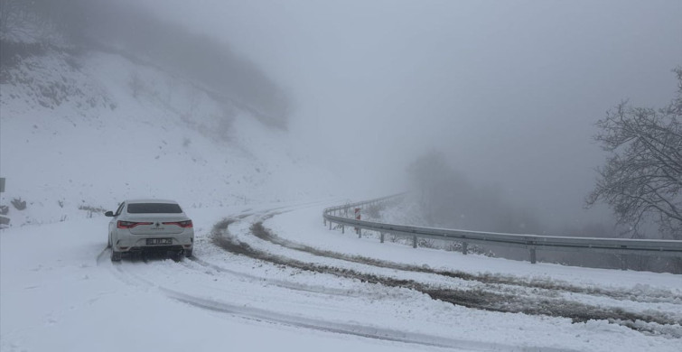 Tekirdağ Yüksek Kesimlerinde Sis Etkili