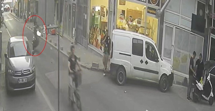 Tekirdağ'da motosiklet kazası: Yaya son anda kurtuldu